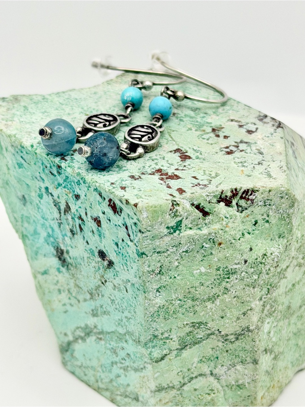 Silpada Vintage Sterling Silver Howlite Kyanite 3-Bead Wire Dangle Earrings